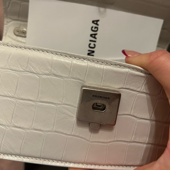 BALENCIAGA White crossbody bag (can be a shoulder bag) - Picture 4 of 7